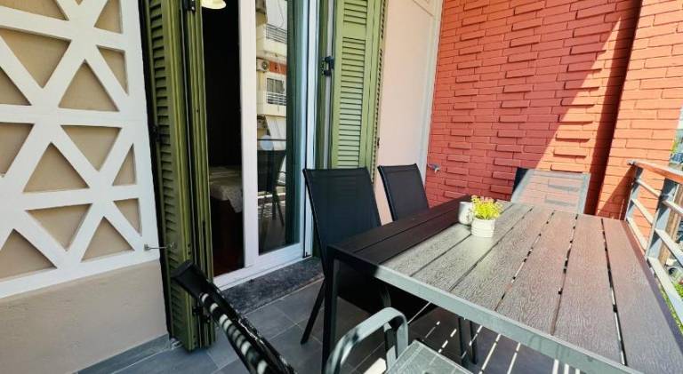 Charming rental apartment with patio | Beach nearby | Pets are welcome — photo 3