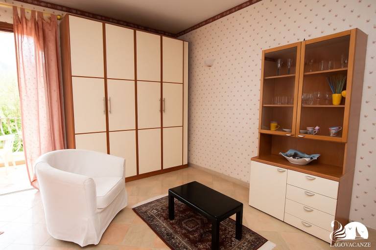 Family-oriented pleasant rental apartment with patio | Lake view | Pets are welcome — photo 5
