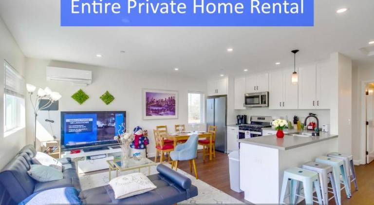 Entire Private Home with 3 Bedrooms 3 Bathrooms, Near San Diego Downtown & Beach, Available Now in National City, CA