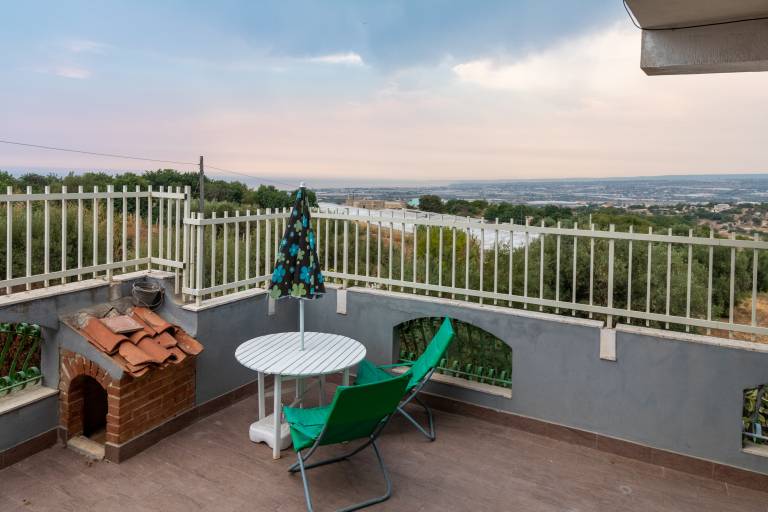 Villa 'Joseph' with Sea View, Wi-Fi and Air Conditioning — photo 3