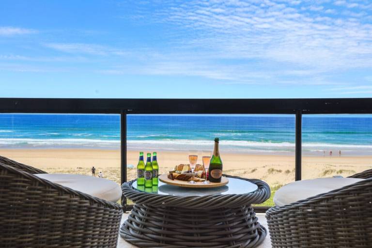 Apartment Surfers Paradise