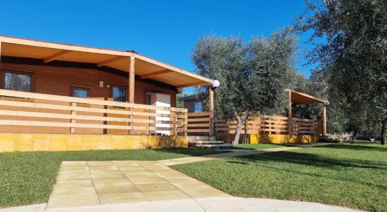 House with 2 rooms for 4 persons in Peschici