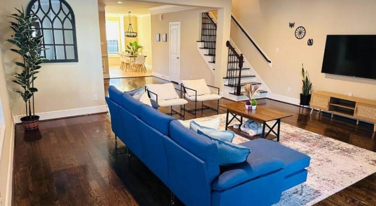 House with garden & hot tub | Good for workation in Houston, TX