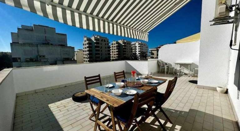 Holiday apartment with terrace | Pets are welcome in Loulé