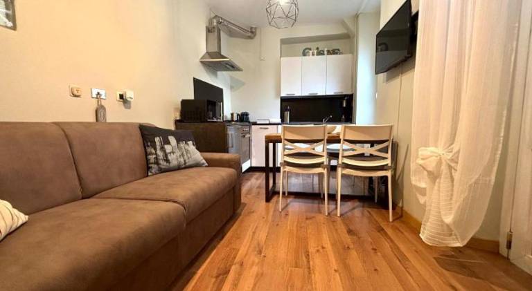 Holiday apartment | Close to Como Cathedral — photo 2