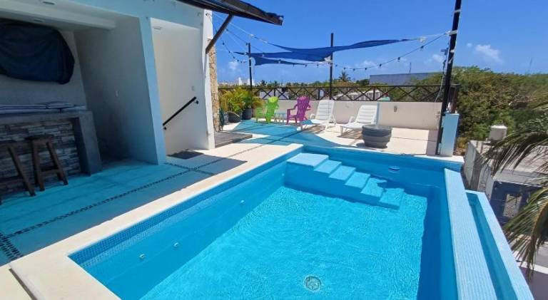 Casa Linda Isla-Room Palmera-Shared Pool in Isla Mujeres