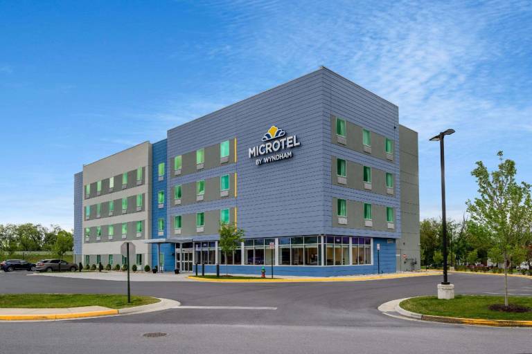 Microtel Inn & Suites by Wyndham Winchester — photo 3