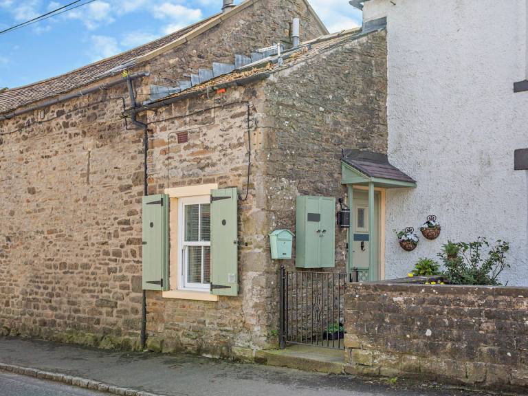 Cottage  Redmire