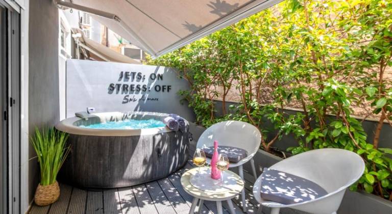 Apartment with jacuzzi & pool | Dogs allowed — photo 3