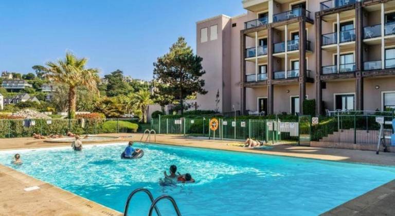 Holiday apartment with pool | Pets are welcome — photo 4
