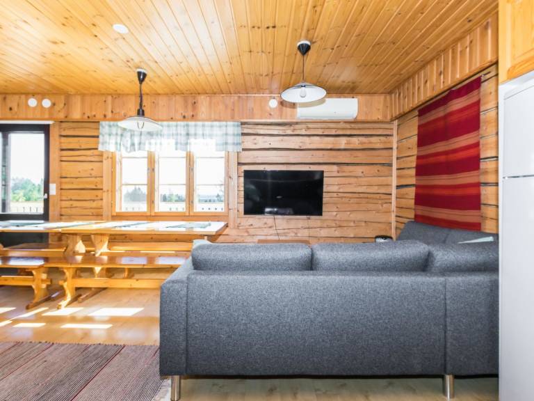 Vacation home with terrace & sauna | Nature view — photo 5