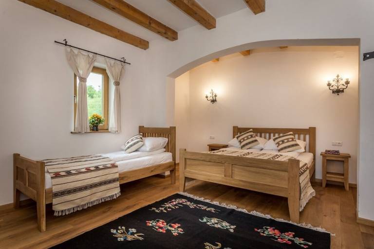 Accommodation  Costești