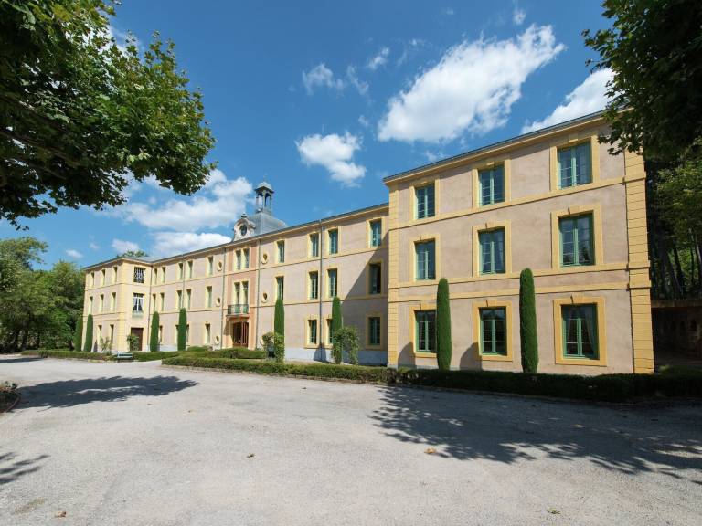 Appartement Montbrun-les-Bains
