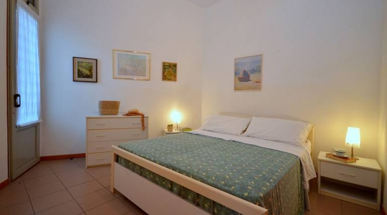 Villa with garden | Garden view — photo 4