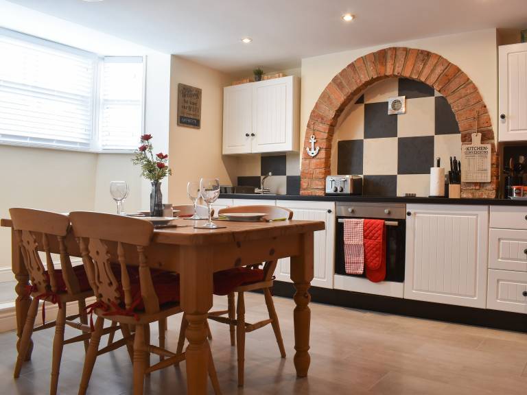 Cottage with garden | River view — photo 5
