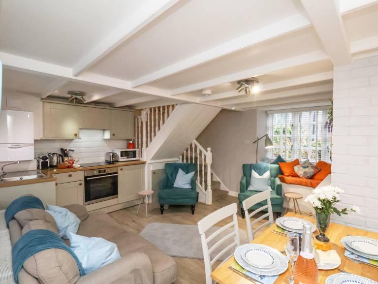 Cottage with garden | Beach view in Whitby