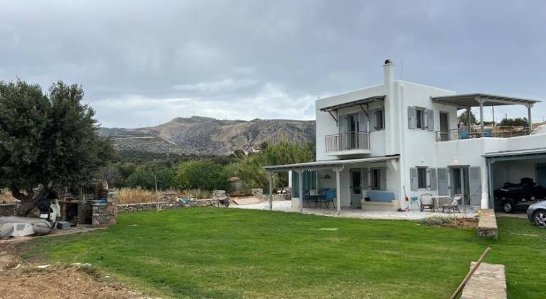 House with terrace, yard & barbeque — photo 4