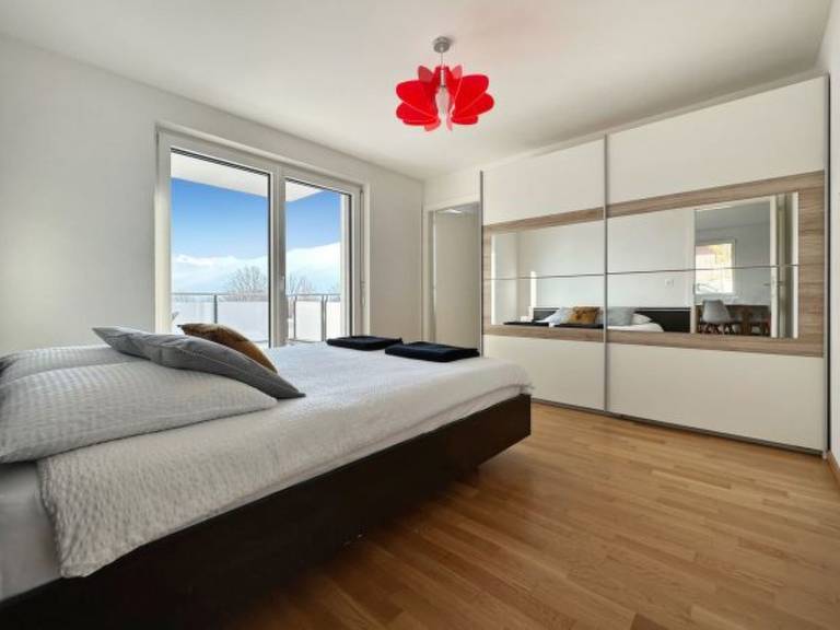 Holiday apartment with patio in Sion