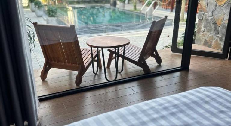 Family-oriented rental apartment with BBQ, yard & patio | Perfect for remote work | Pets allowed — photo 2