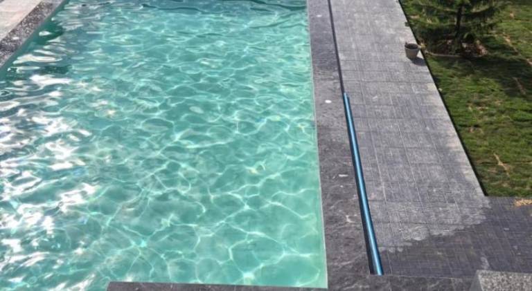 Holiday apartment with pool — photo 5