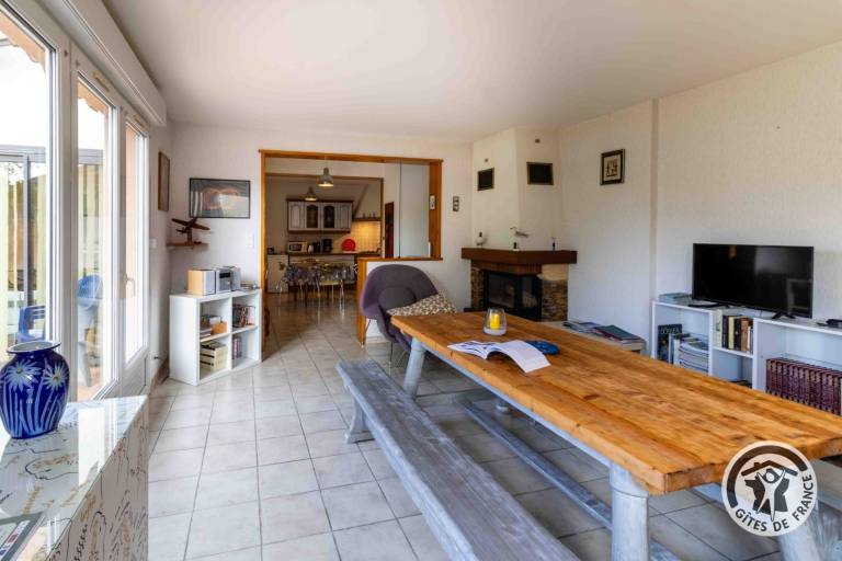 Gite with garden, BBQ & patio — photo 4