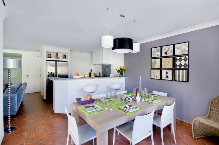 Family-friendly villa with terrace, pool & yard | Pets allowed — photo 5