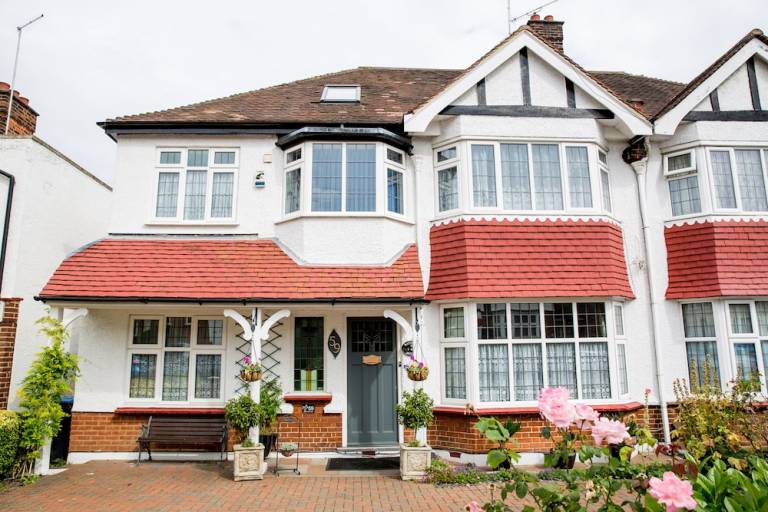 Bed & Breakfast  Arnos Grove