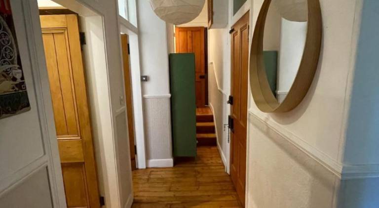 Apartment with garden — photo 3