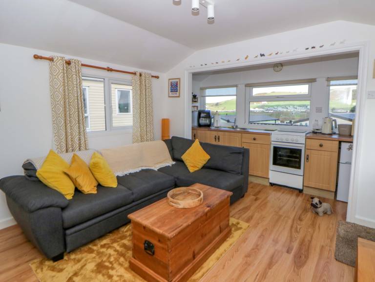 Cottage with garden | Beach view — photo 4