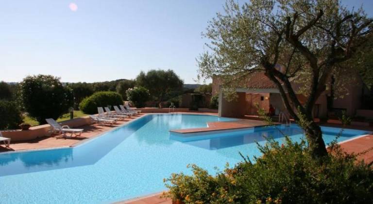 Vacation home with yard, patio & private pool | Pet-friendly in Palau