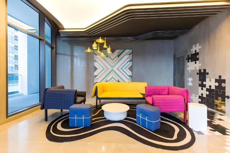 Arte Plus A Place Like Home Netflix Acc Warm Homestay — photo 5