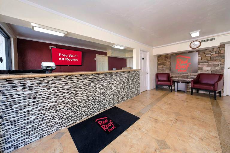Red Roof Inn Crestview — photo 3