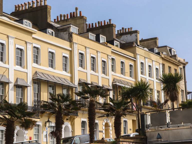 Fully equipped lovely cottage | Beach view | Pets are welcome in Paignton