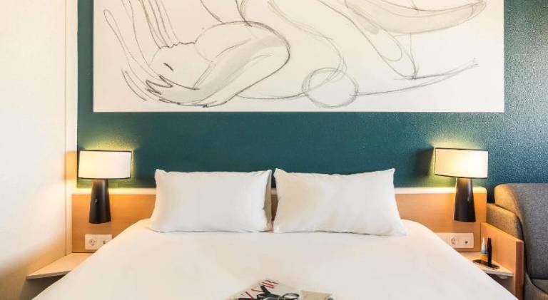Ibis Valencia Bonaire Airport Hotel — photo 2