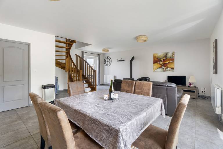 Child-friendly lovely vacation home with sauna, pool & jacuzzi | Garden view | Dogs allowed in Dinan