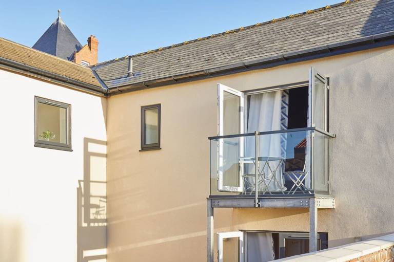Rental apartment with yard | Sea view — photo 4