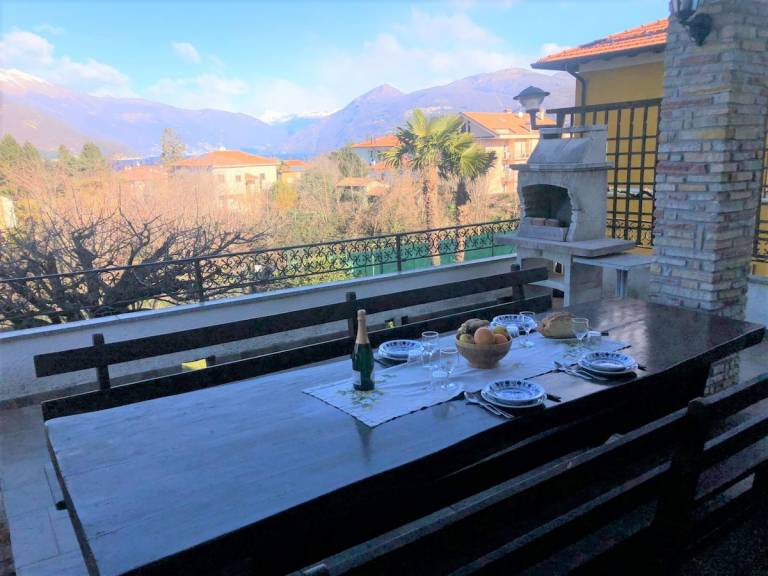 Holiday apartment with patio, pool & BBQ — photo 4