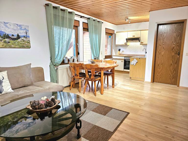 Apartment 'Ferienwohnung Nr 2 Maierbauernhof' with Mountain View, Shared Terrace and Wi-Fi — photo 2