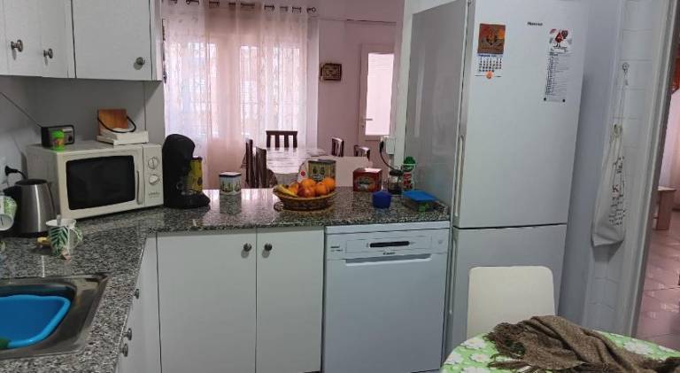 Rental apartment with patio & barbecue | Beach nearby | Dogs allowed — photo 4
