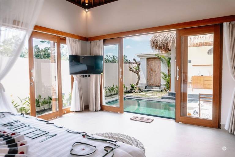 Vacation home with garden, patio & private pool | Suitable for remote work | Pet-friendly in Tegallalang
