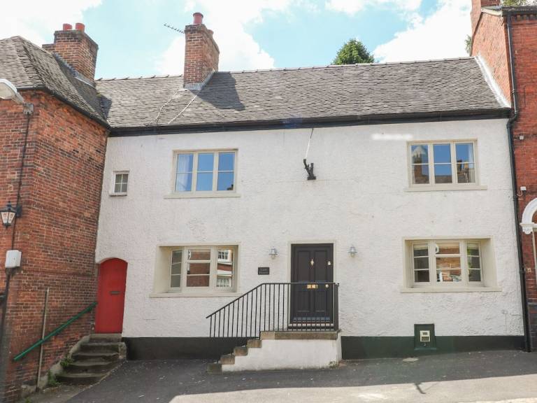 House Ashbourne
