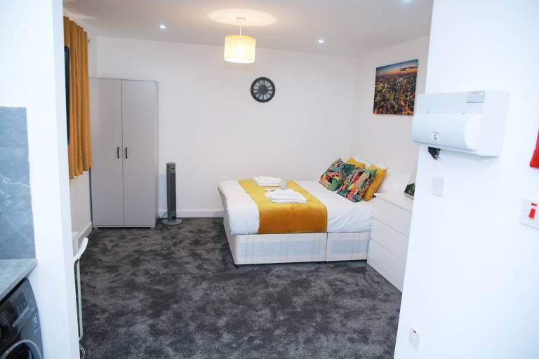 Stunning 2 Bed Apartment in Harrow