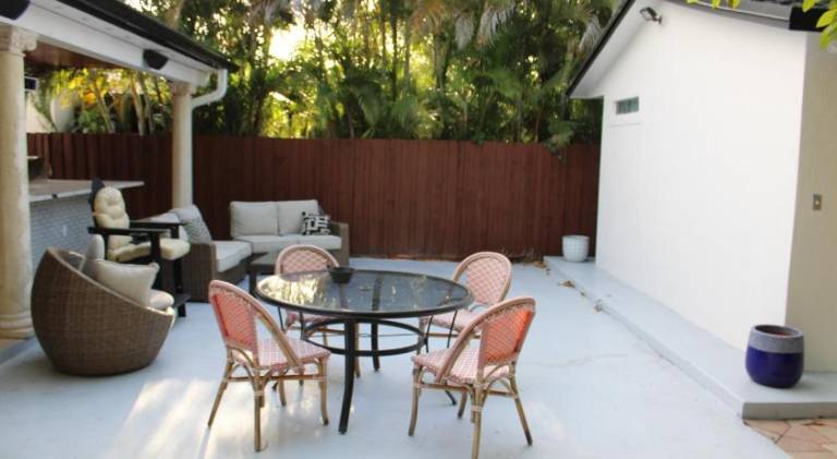 House with 1 room for 2 persons — photo 3