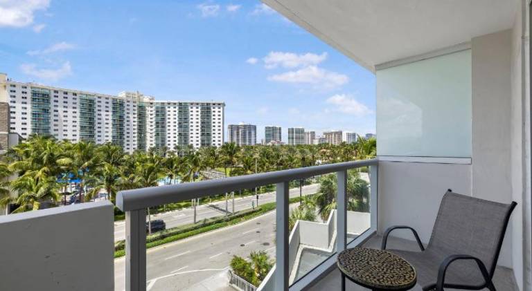 Holiday apartment with pool | Beach nearby | Pets allowed — photo 5