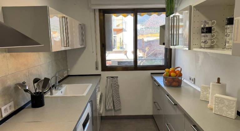 Rental apartment with 4 rooms for 10 persons — photo 2