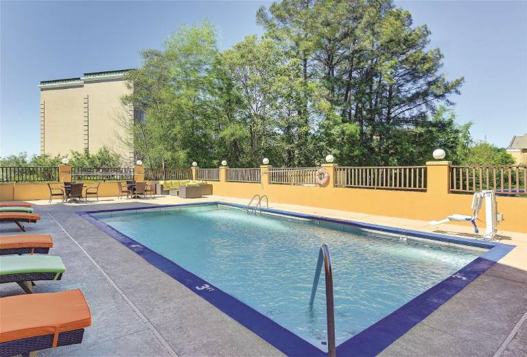 La Quinta Inn & Suites by Wyndham Cookeville — photo 4