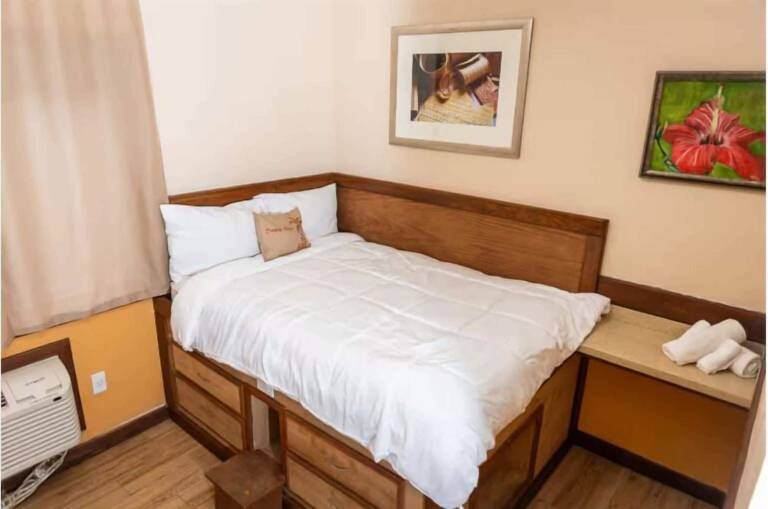 Simply Native B And B in Nassau