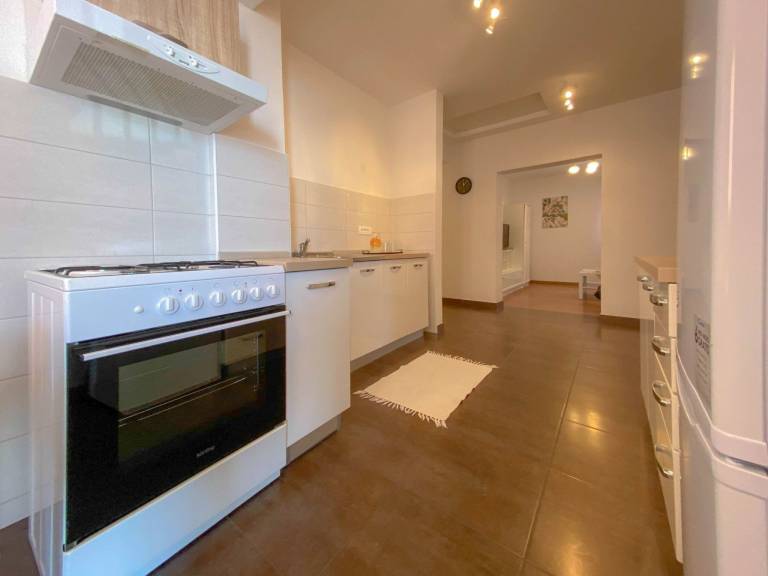 Rental apartment with 2 rooms for 5 persons — photo 3