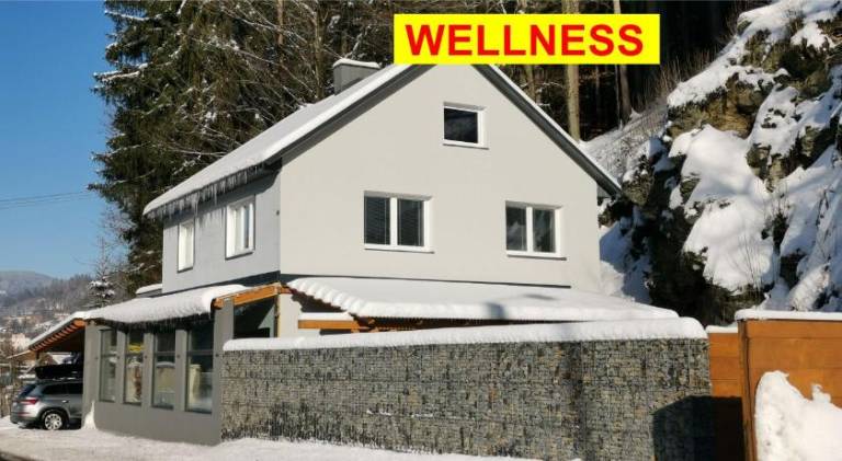 185 m&sup2; Ferienhaus