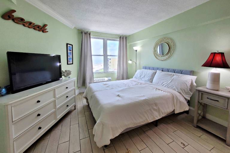 Hawaiian Inn Beach Resort Unit 501